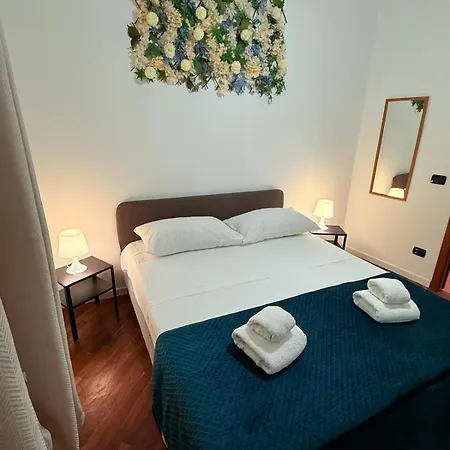 House Montesanto 21 * Naples