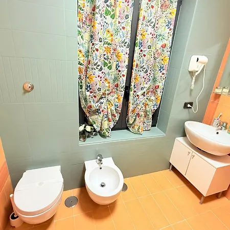 Apartment House Montesanto 21 *