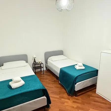 House Montesanto 21 *